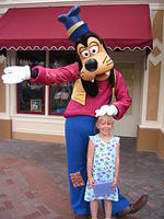 Carrie and Goofy