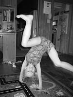 Black and white Carrie cartwheels. :P