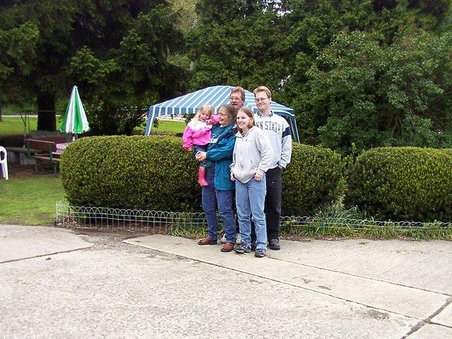 Carrie, Mom, Dad, Shawn, me - 5/18/02