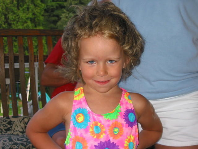 Isn't she cute? *laugh* - 8/5/03