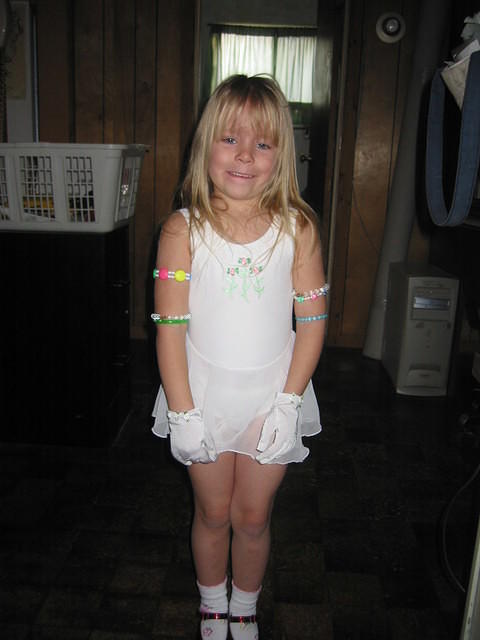 A silly Carrie in dance clothes