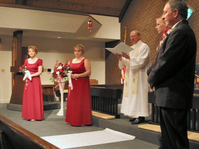Jodi, Shannon, Ric and Blair stood nearby. 10/4/03