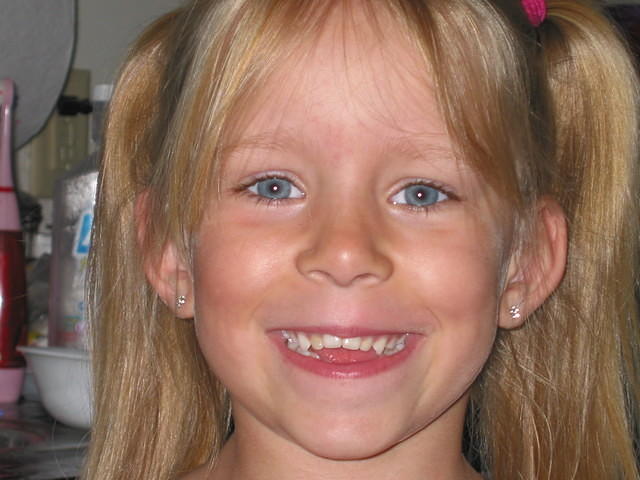 Close-up Carrie.