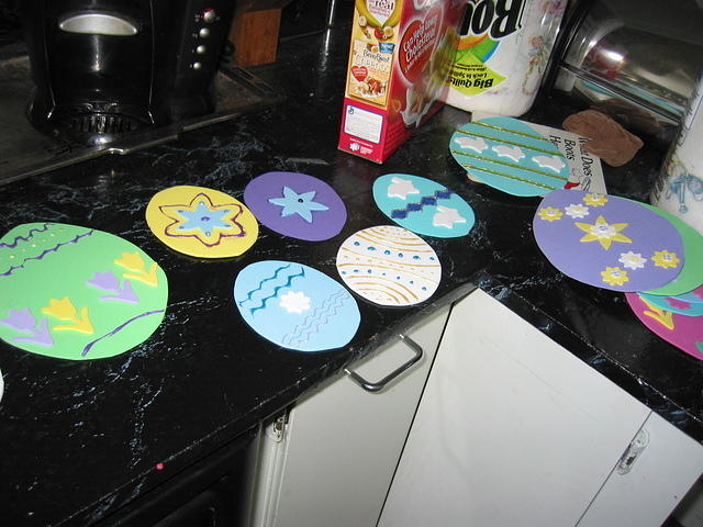 Finished, drying Easter eggs to decorate the front door.