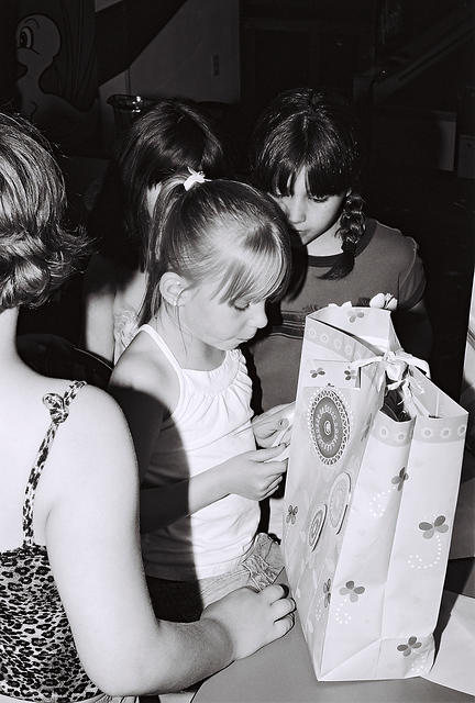 Sara, Stephanie?, Carrie, Tiffany