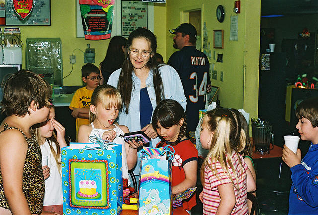Sara, Jorgeann, Carrie, Mom, Tiffany, Kylie, Emily, Ethan