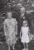 Gram, Pap, Carrie